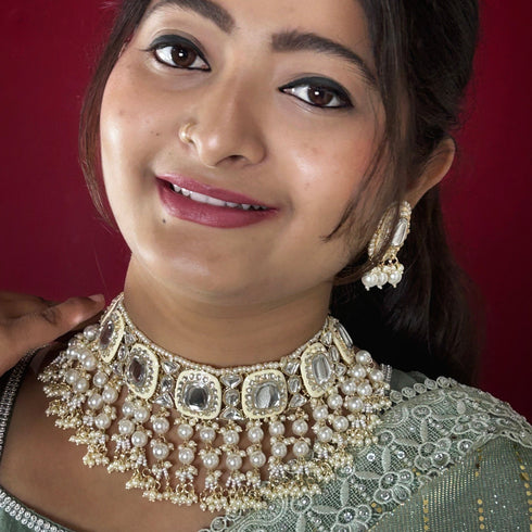 White Meenakari & Kundan Necklace Set from Trenzify Store.