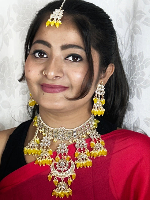 Yellow Kundan & Bead Necklace Set from Trenzify Store.