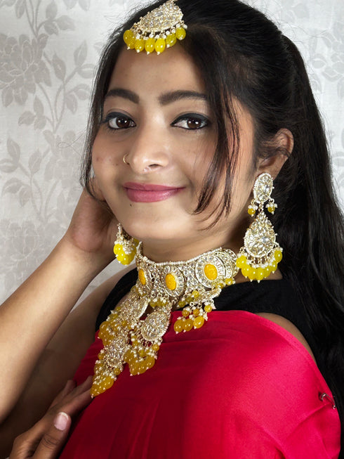 Yellow Beaded Kundan Necklace Set from Trenzify Store.
