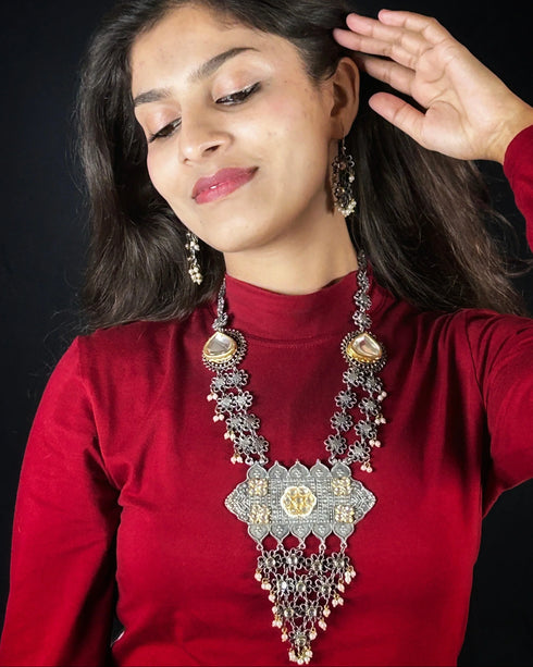 Regal Filigree Oxidized Necklace Set from Trenzify Store.