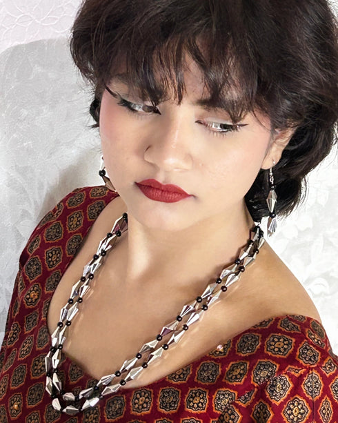 Elegant Black & Silver Geometric Necklace Set from Trenzify Store.