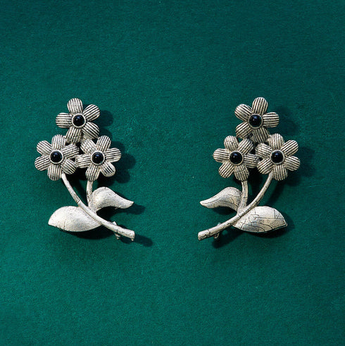 Antique Floral Trio Stud Earrings from Trenzify Store.