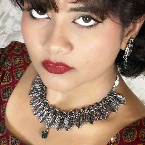 Oxidized Silver Leaf Necklace Set from Trenzify Store.