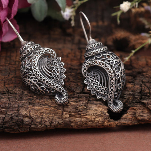 Oxidized silver paisley drop earrings with floral detailing β Trenziy Store