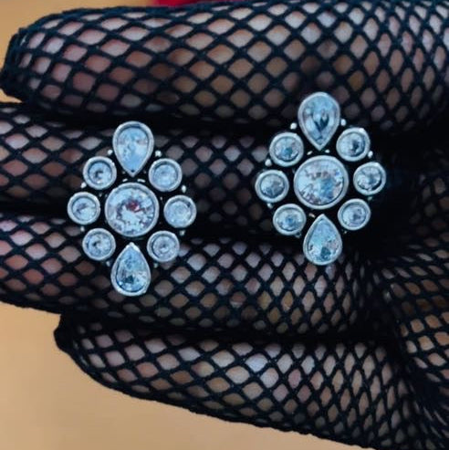 Vintage Gemstone Stud Earrings from Trenzify Store.