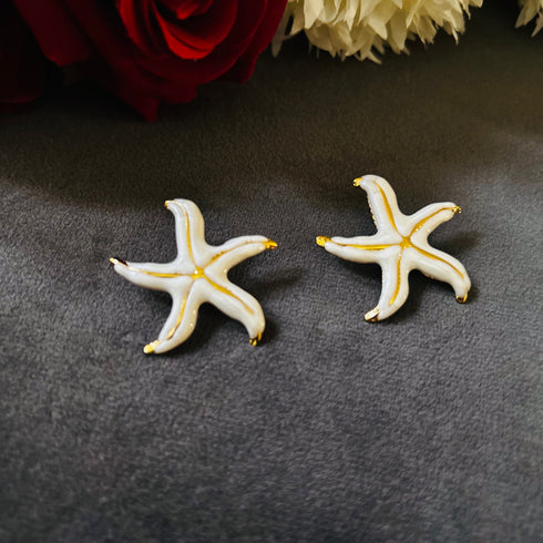 Star Bloom anti-tarnish enamel stud earrings in white with high gold plating on stainless steel from Trenzify Store