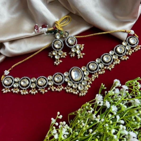 Black rhodium and gold plated Kundan choker necklace set with matching earrings – imitation jewelry from Trenzify Store.