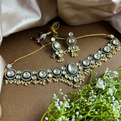 Black rhodium and gold plated Kundan choker necklace set with matching earrings – imitation jewelry from Trenzify Store.
