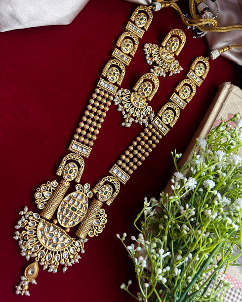 Antique Necklace Set