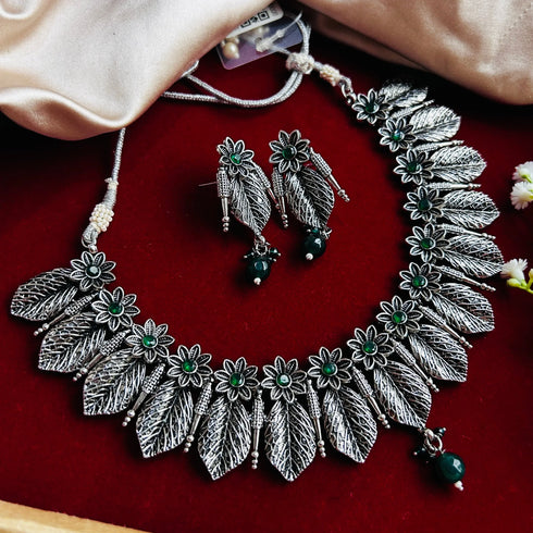 Oxidized Silver Leaf Necklace Set from Trenzify Store.